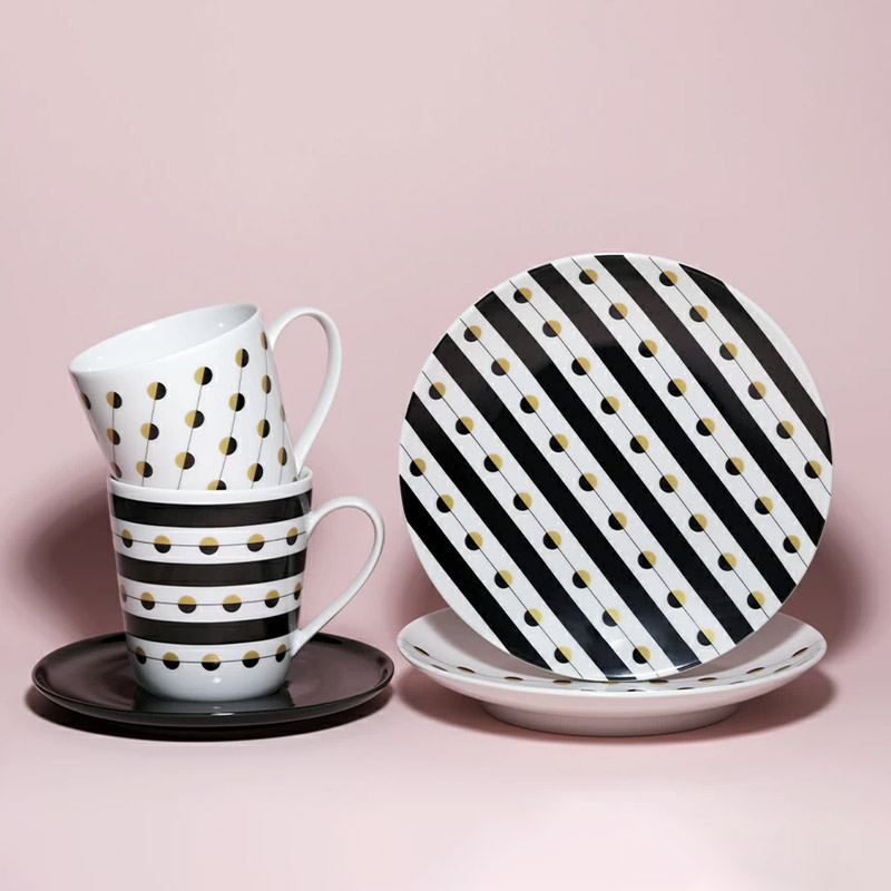 Тарелка десертная Императорский фарфоровый завод Балтийский берег 3
Тарелка десертная Императорский фарфоровый завод Балтийский берег 3