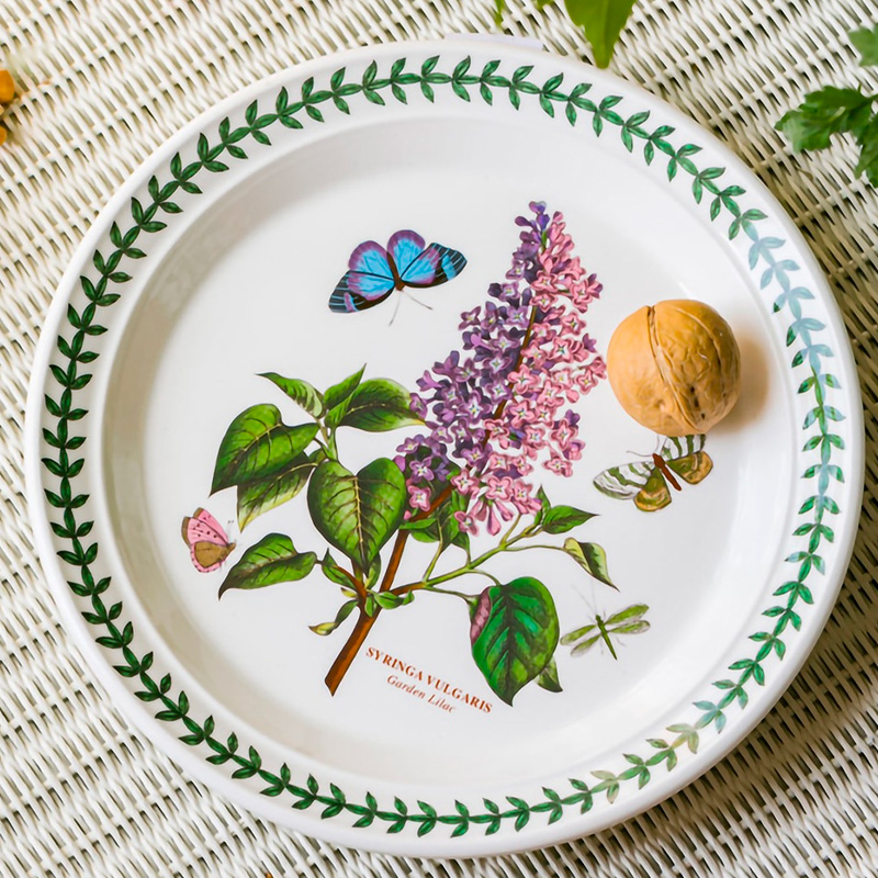 Тарелка закусочная Portmeirion Ботанический сад Сирень
Тарелка закусочная Portmeirion Ботанический сад Сирень