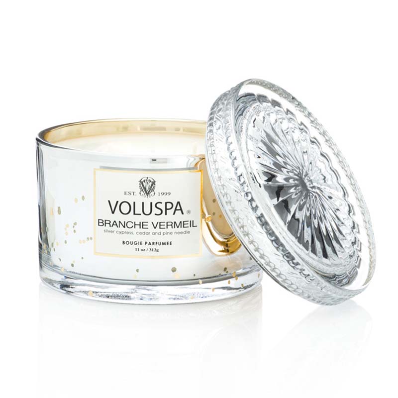 Аромасвеча Voluspa Край позолоченного серебра в стеклянном подсвечнике с крышкой, Серебристый
Аромасвеча Voluspa Край позолоченного серебра в стеклянном подсвечнике с крышкой, Серебристый