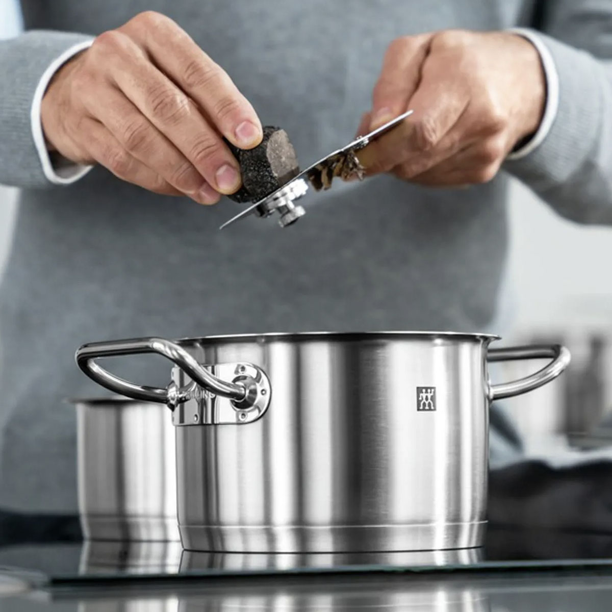 

Сотейник с крышкой Zwilling Pro