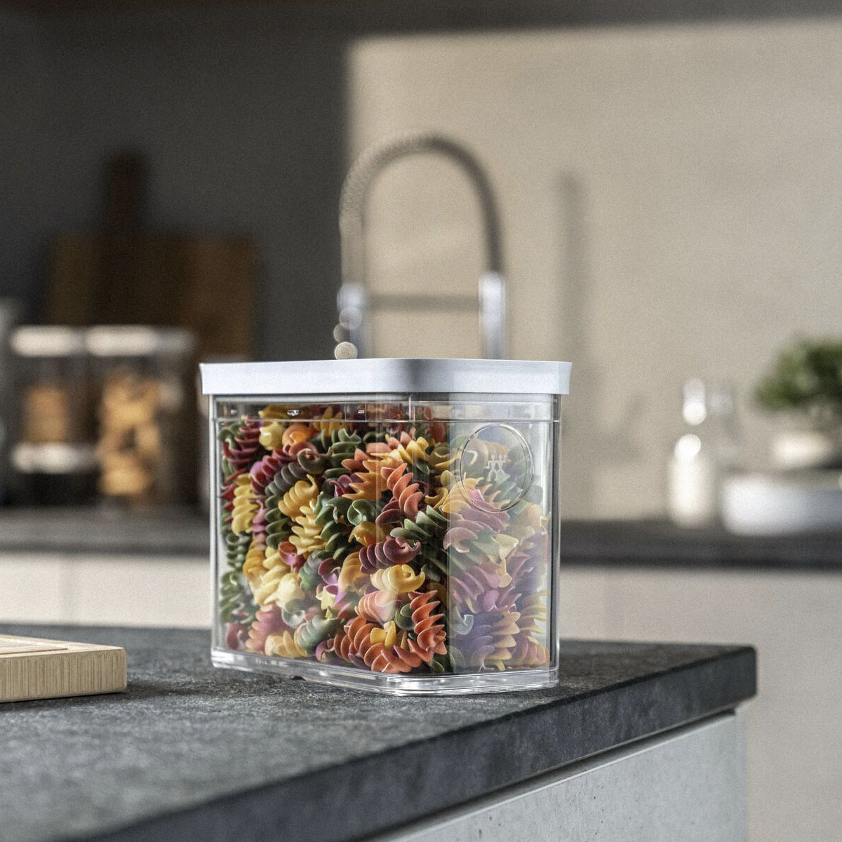 Контейнер для вакуумного хранения ZWILLING Fresh&Save Cube 1,8л салат fresh secret винегрет 400 гр