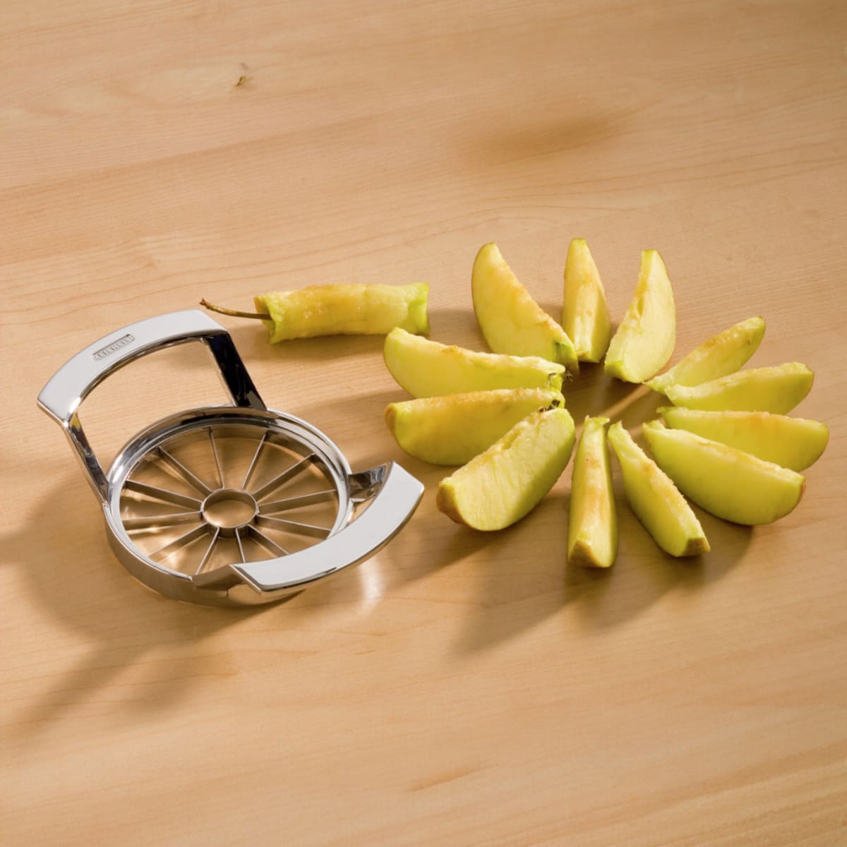 Яблокорезка Leifheit Proline 2380₽