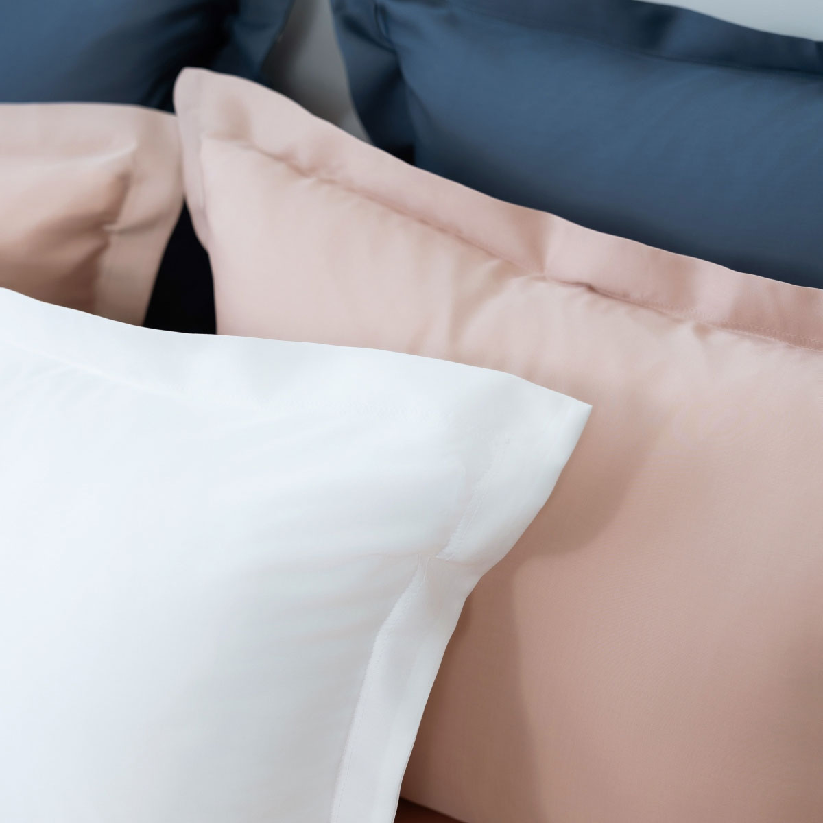 

Простыня на резинке двуспальная 180х200см La Prima SilvaSilk Royal white