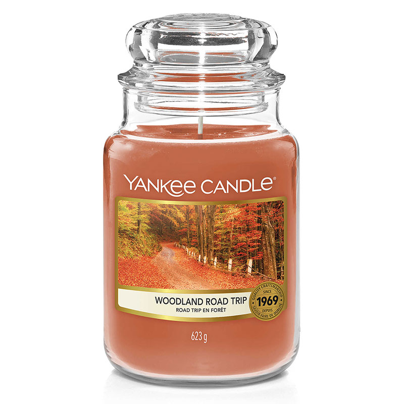 Свеча большая в стеклянной банке Yankee Candle Путешествие по лесу в лесу задания с наклейками развиваюсь и играю тм иг весь