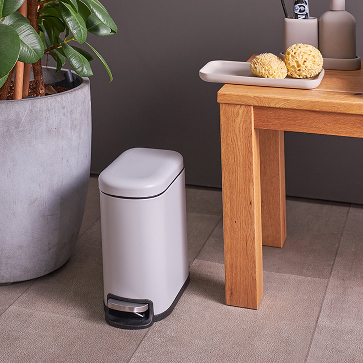 Ведро мусорное с педалью Smart Solutions 5л цвет светло-серый 3500₽