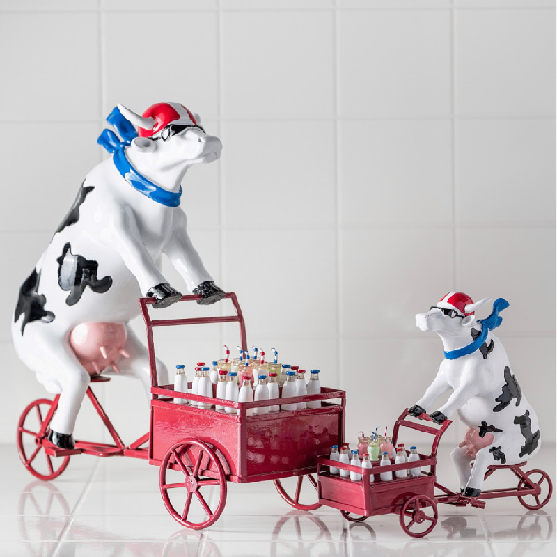 Коллекционная корова CowParade Russia Lait Triporteur (30x18см) Вид№3