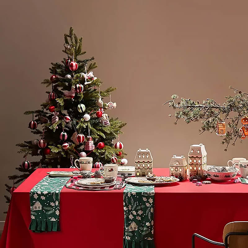Скатерть Tkano New Year Essential 170х170см