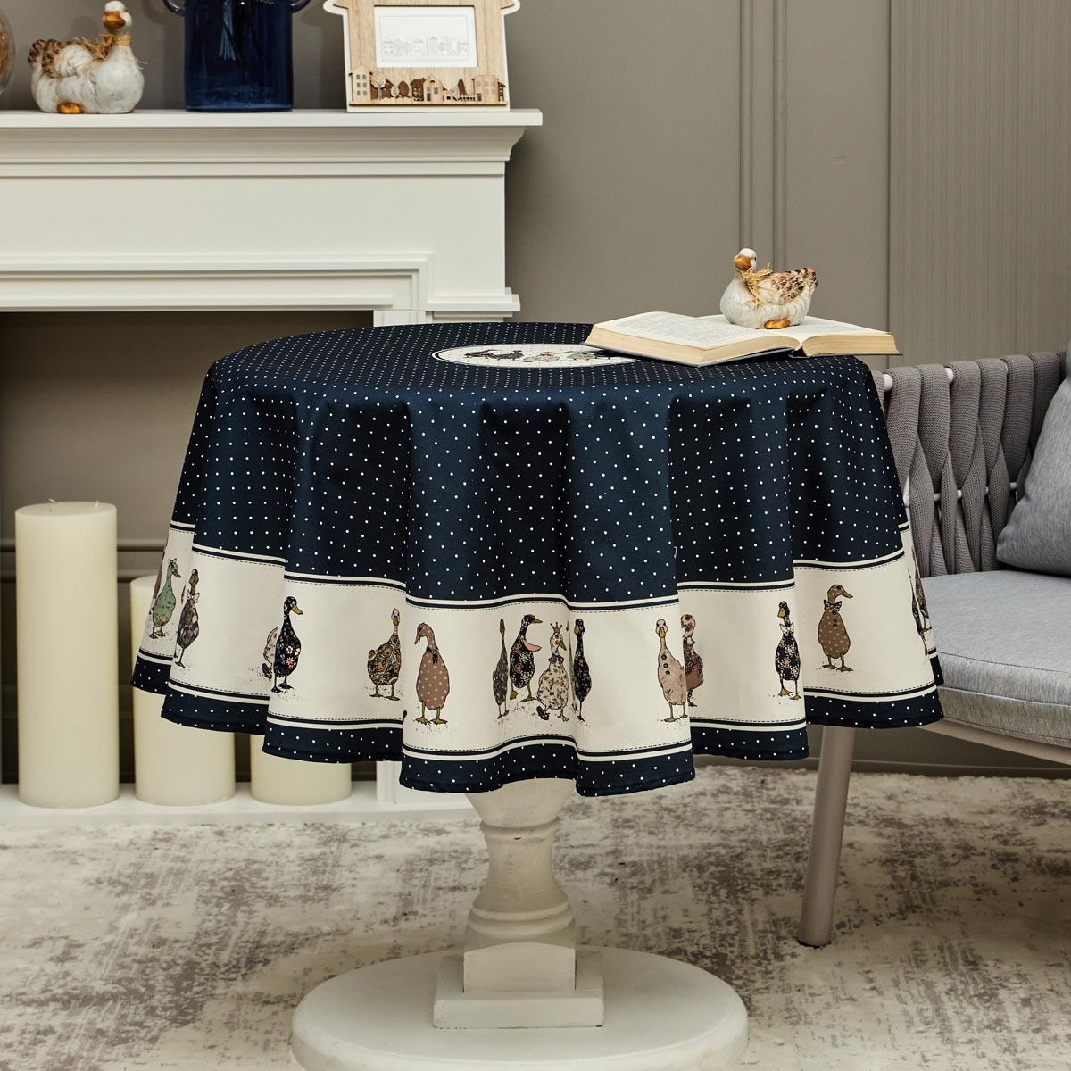 

Скатерть кругая Santalino Family Farm 150см