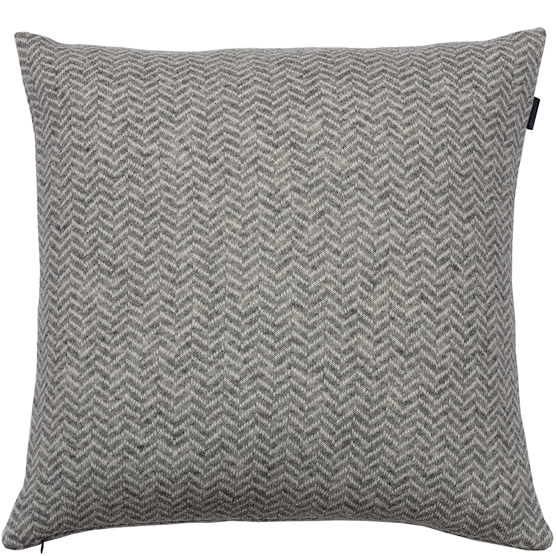 

Наволочка декоративная Gant Home Zigzag, Серый