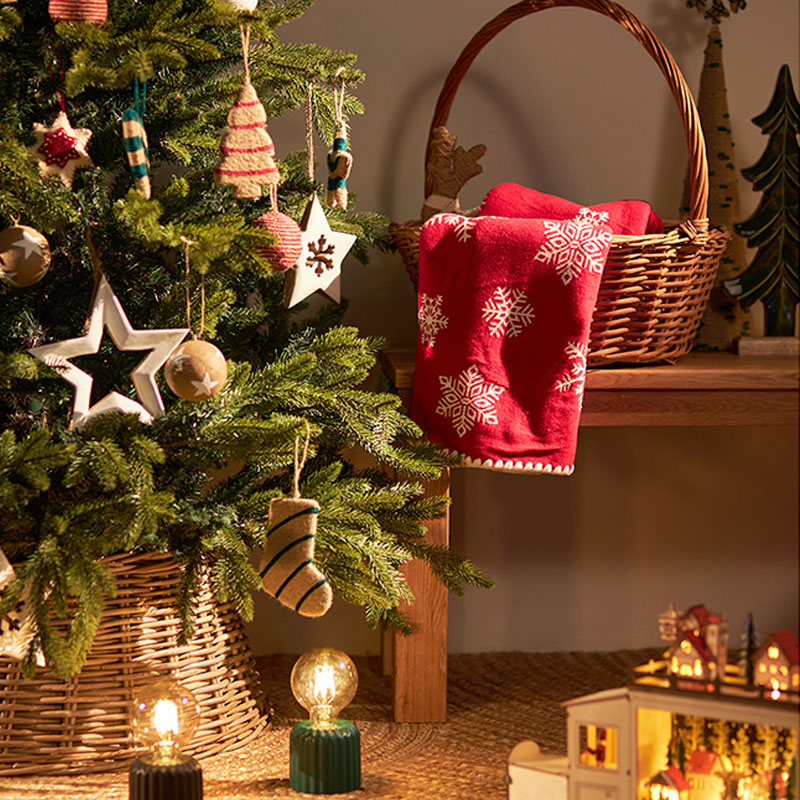 

Плед Tkano New Year Essential Fluffy snowflakes, Разноцветный