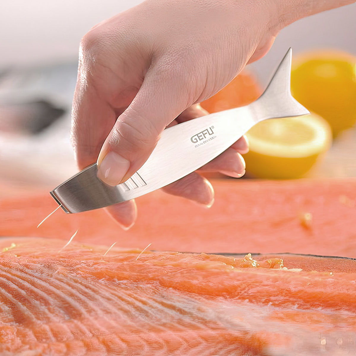 

Пинцет для удаления костей из рыбы Gefu