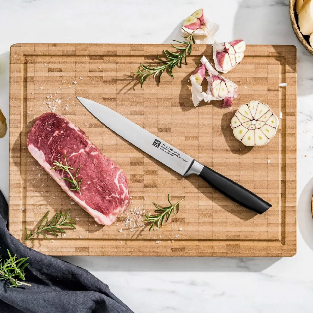 Нож для нарезки Zwilling All Star 200мм нож кухонный для нарезки мяса с выемками на лезвии 24 см