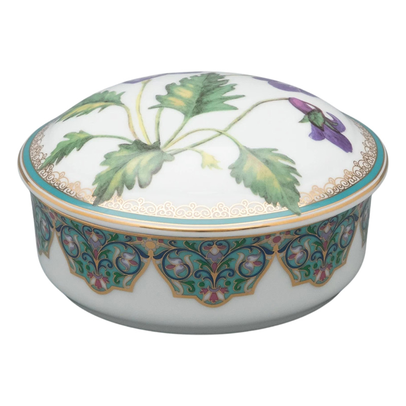 

Туалетная коробочка Императорский фарфоровый завод Цветы и ягоды России Фиалка надрезанная