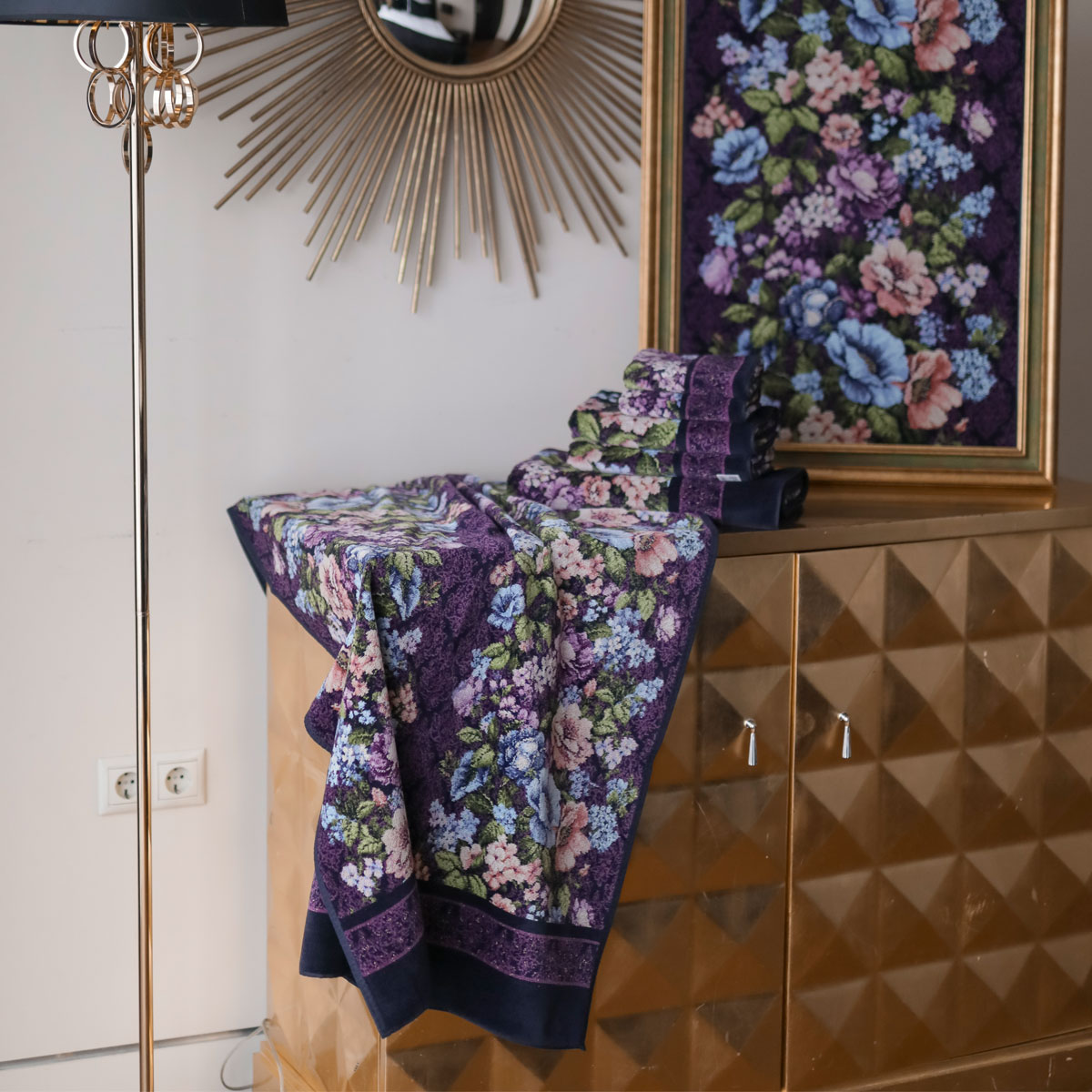 

Полотенце Feiler Anjelika 75x150см, цвет иссиня-черный