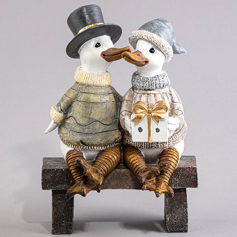 

Статуэтка Lefard Family Christmas Гуси на лавочке