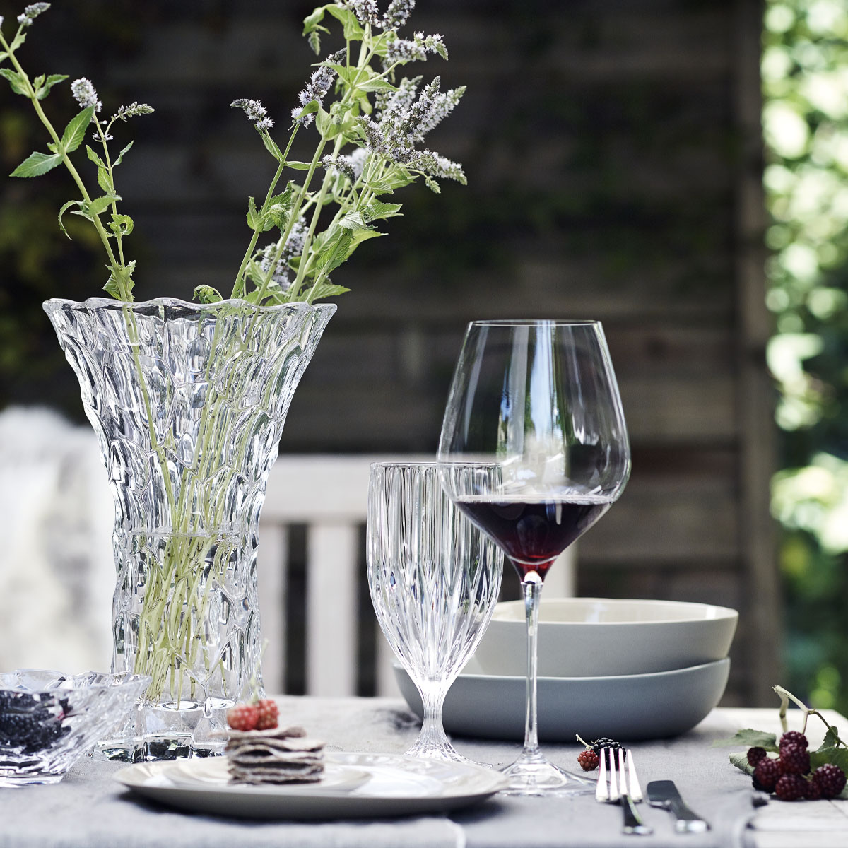 Набор бокалов для красного вина Nachtmann Supreme 840мл, 4шт столик поднос для вина и двух бокалов 40×25×30 см