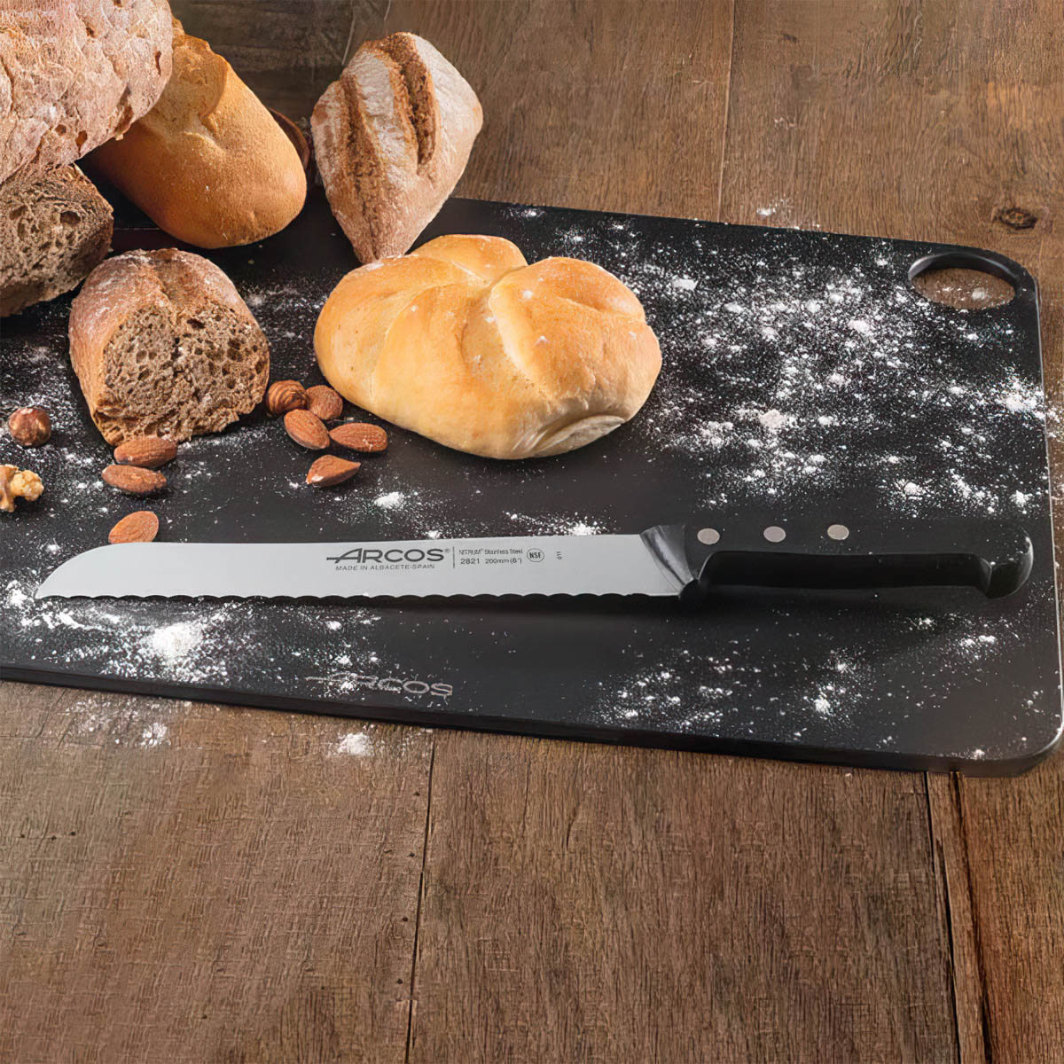 Нож для хлеба Arcos Universal