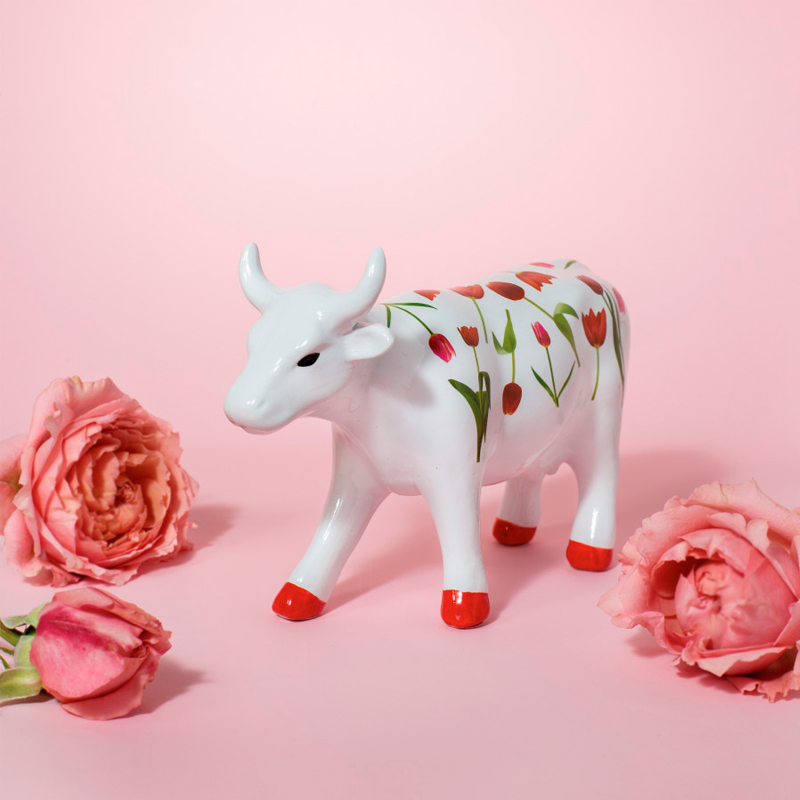 Коллекционная корова CowParade Russia Red Tulip Cow