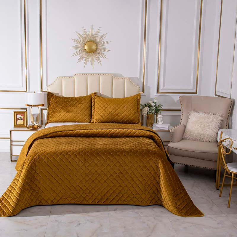 Покрывало 2-спальное Sofi de Marko Натаниэль, цвет горчичный одеяло sofi de marko клеопатра 155х210 см