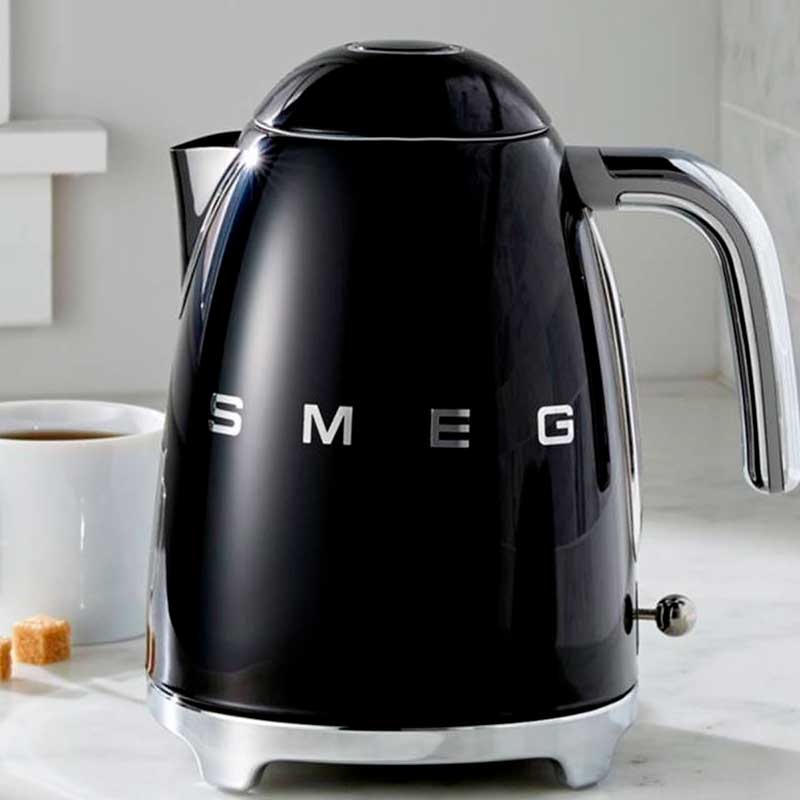 Чайник электрический Smeg 50’s Style, черный