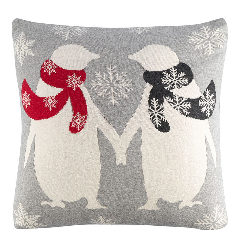 

Подушка вязаная Tkano New Year Essential Festive penguins, Разноцветный