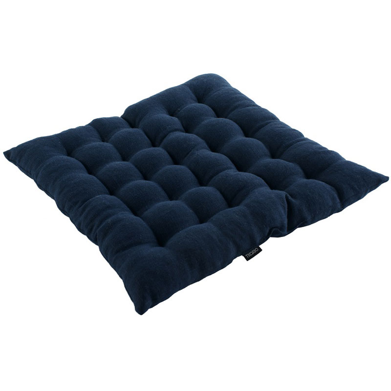 Стеганая подушка на стул из умягченного льна темно-синего цвета Essential 40х40 Tkano TK18-CP0007
