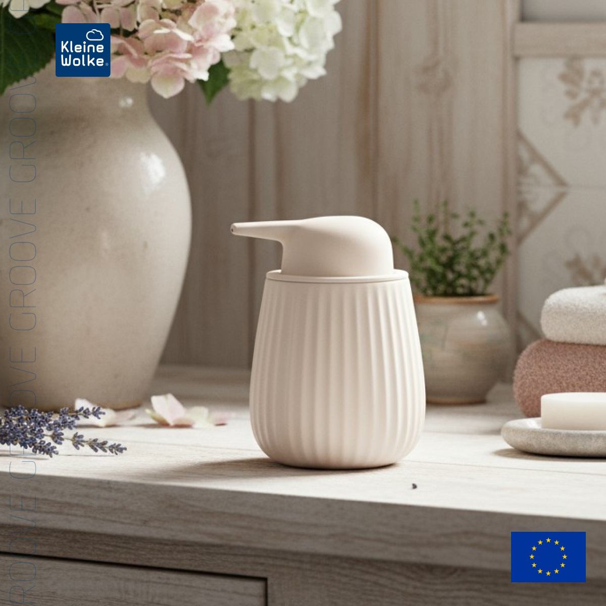 

Дозатор для жидкого мыла Kleine Wolke Groove Bast