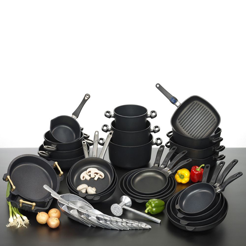 Сковорода индукционная AMT Frying Pans Titan 24см AMT AMT I-524, цвет черный - фото 6