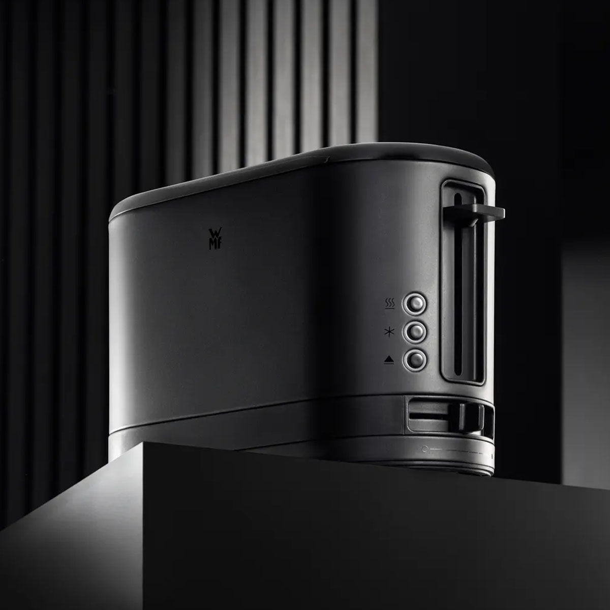 

Тостер WMF Kitchenminis Deep Black на 1 тост