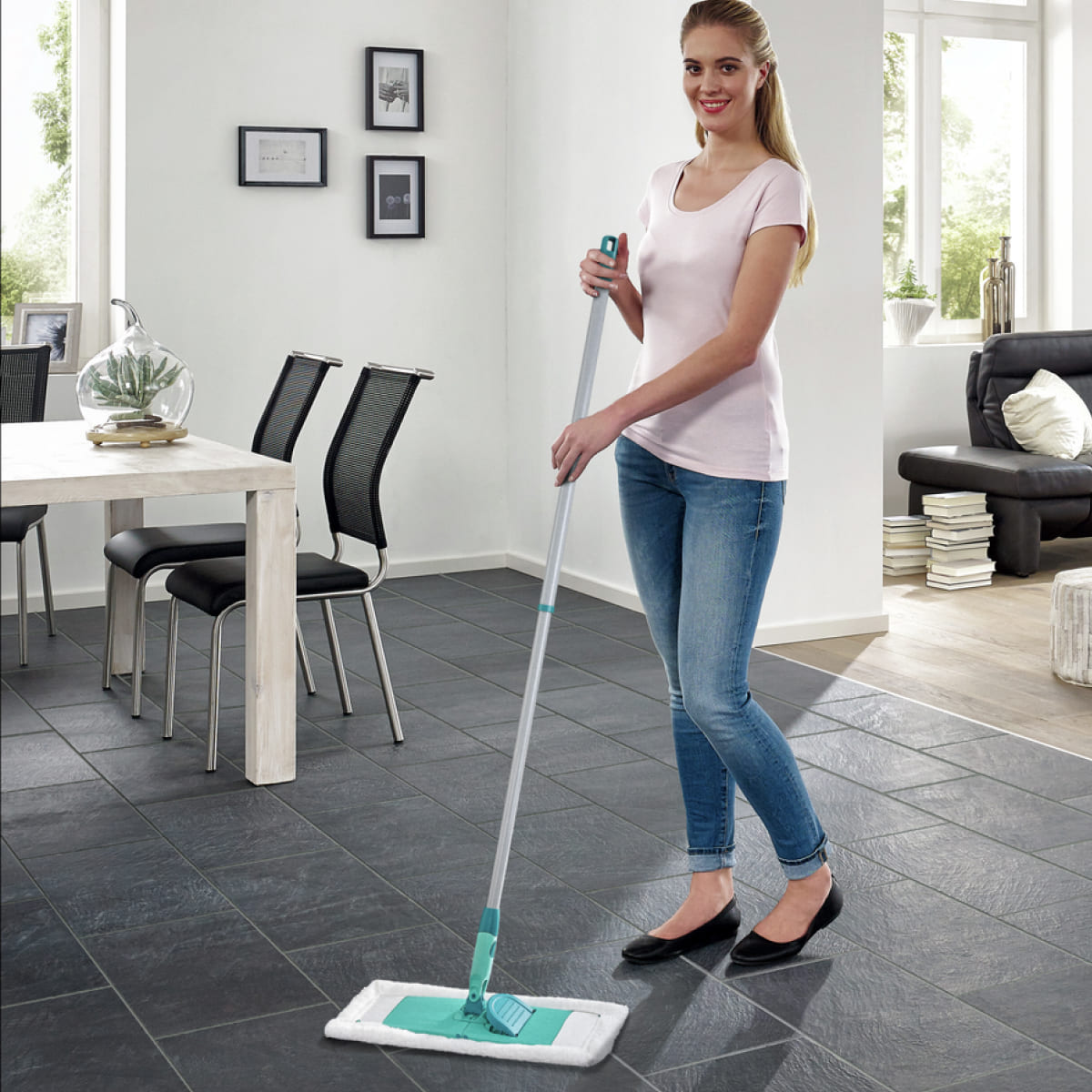

Швабра с телескопической ручкой для влажной уборки Leifheit Classic XL