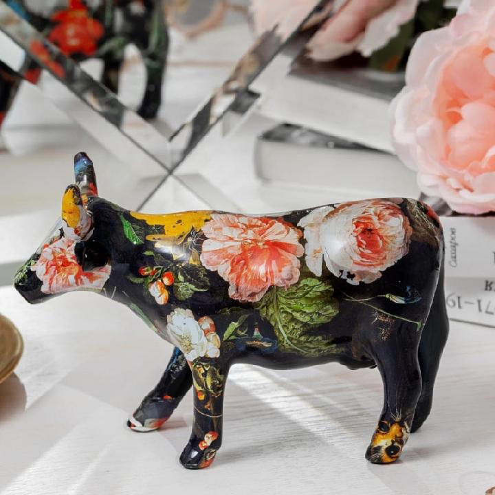 Коллекционная корова CowParade Mignon