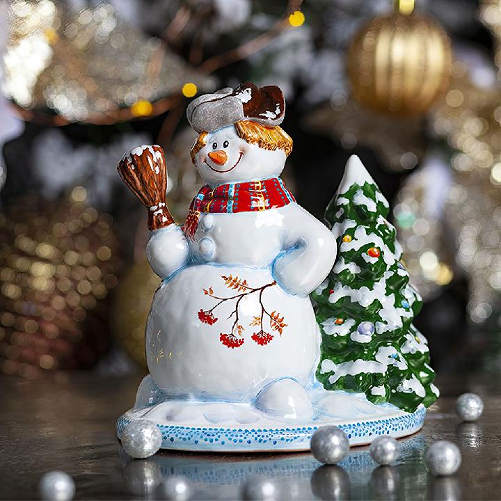 Статуэтка Ярославская Керамическая Мануфактура Снеговик с елкой